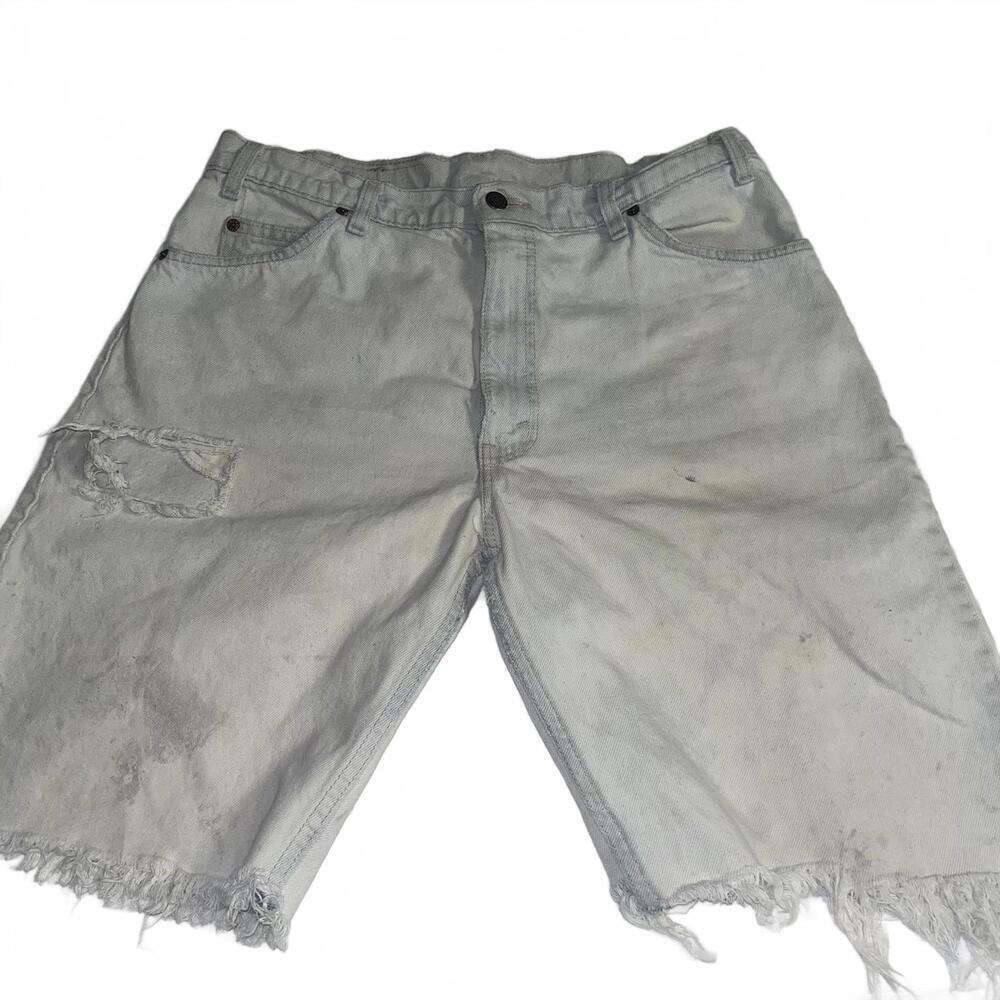 Vintage 80s Levi's 550 Orange Tag Knee Cut Shorts White Denim Size 36W Unisex